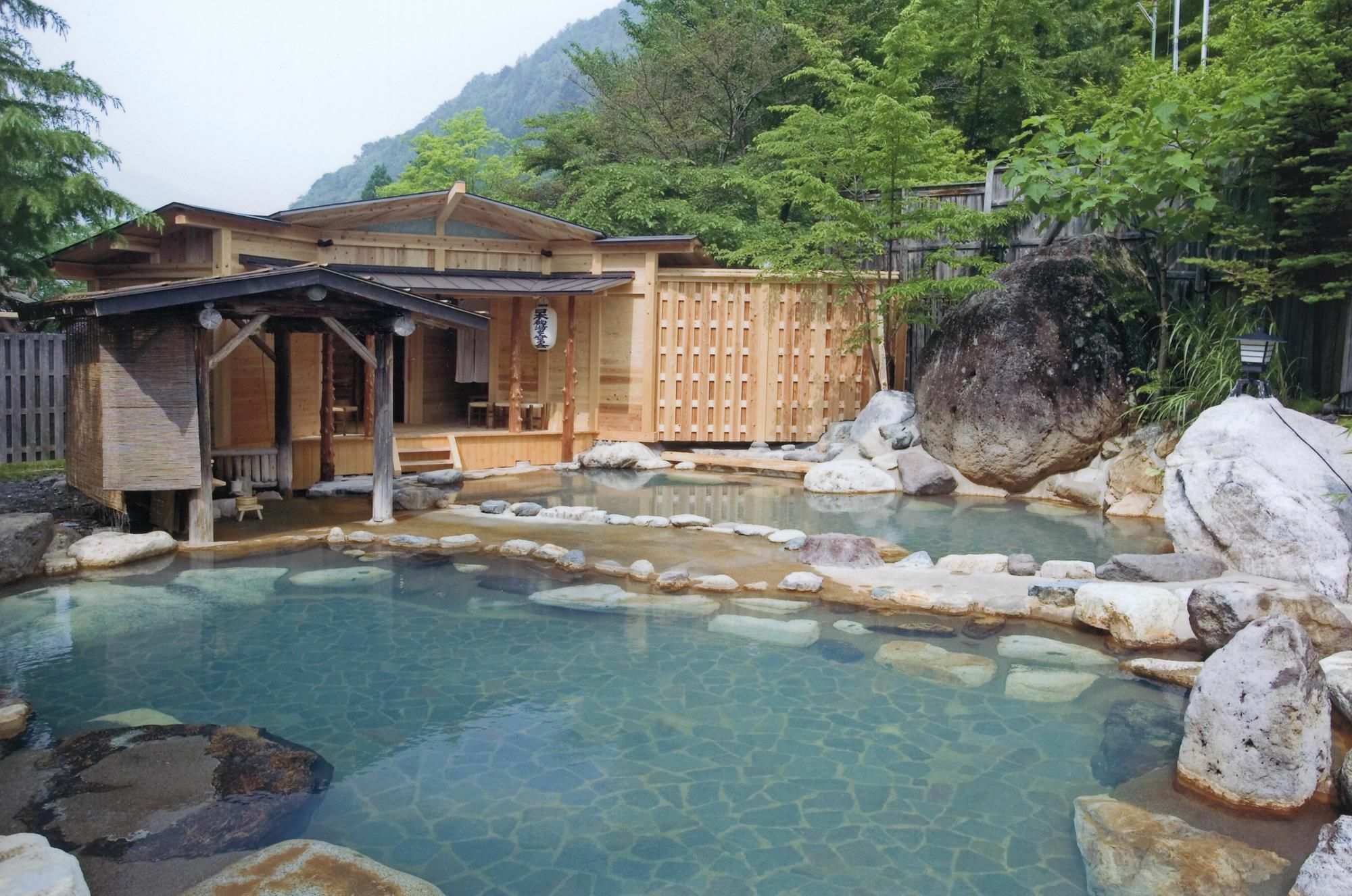 Suimeikan Karukaya Sanso Takayama  Ngoại thất bức ảnh